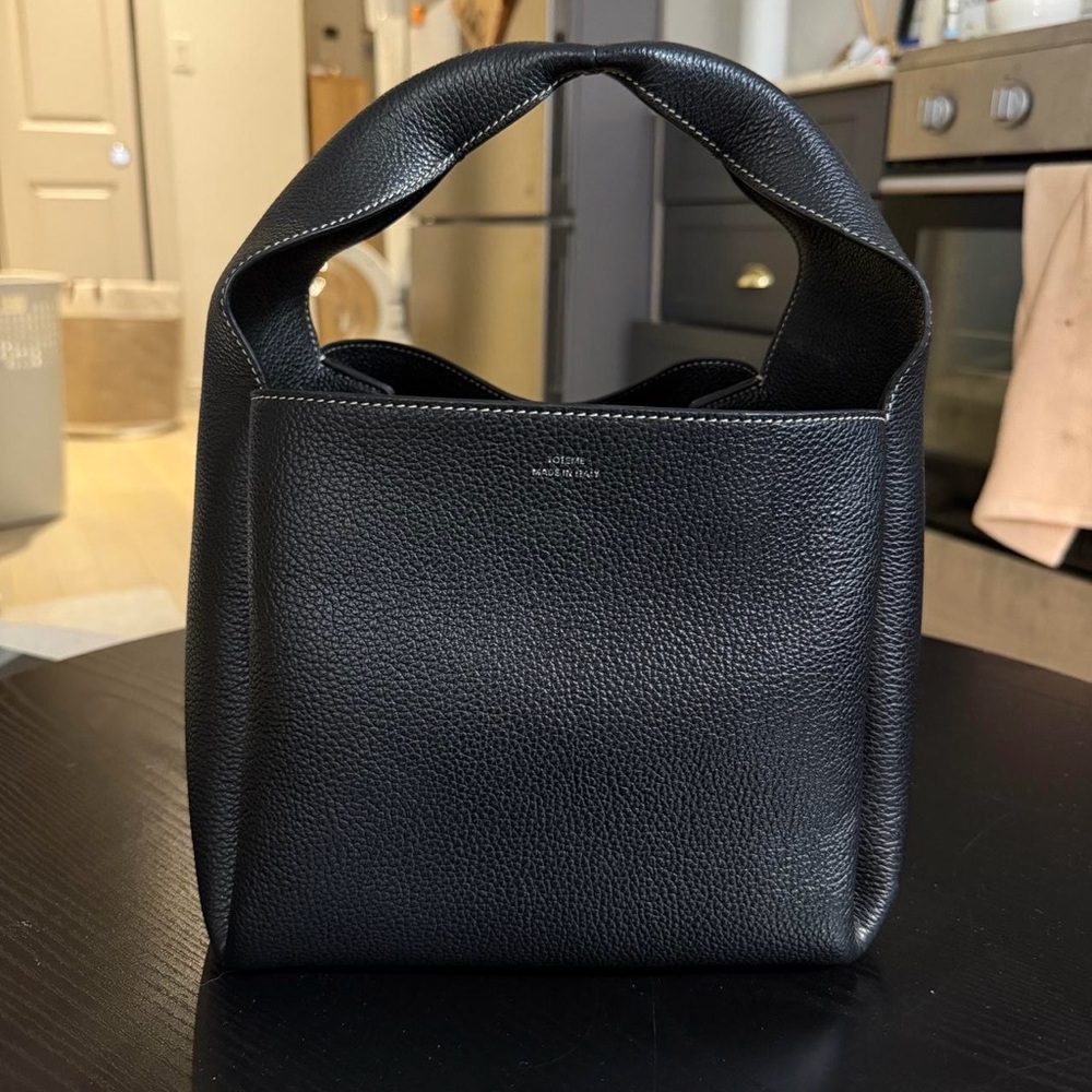 Minimal Black Pebbled Leather Shoulder Tote